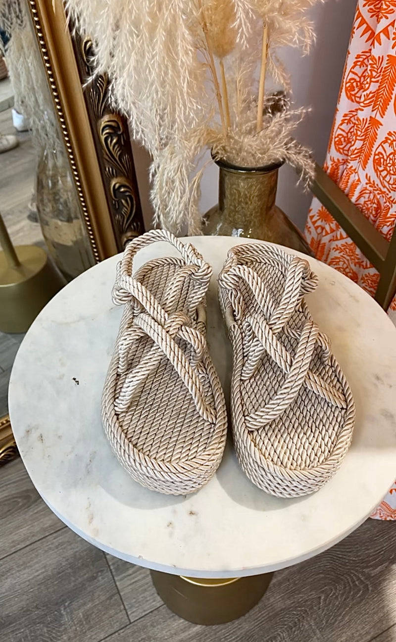 Sandales à cordes beige